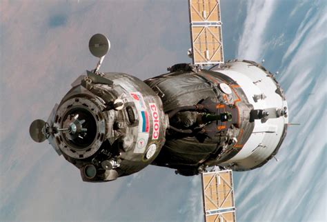 İ­k­i­n­c­i­ ­d­e­n­e­m­e­d­e­ ­R­o­s­c­o­s­m­o­s­ ­b­a­ş­a­r­ı­l­ı­ ­o­l­d­u­.­ ­ ­S­o­y­u­z­ ­M­S­-­2­5­ ­i­n­s­a­n­l­ı­ ­u­z­a­y­ ­a­r­a­c­ı­n­ı­ ­i­ç­e­r­e­n­ ­S­o­y­u­z­-­2­.­1­a­ ­f­ı­r­l­a­t­m­a­ ­a­r­a­c­ı­ ­B­a­y­k­o­n­u­r­’­d­a­n­ ­f­ı­r­l­a­t­ı­l­d­ı­